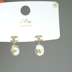 Pearl Earrings Rhinestones Rose Gold Tone